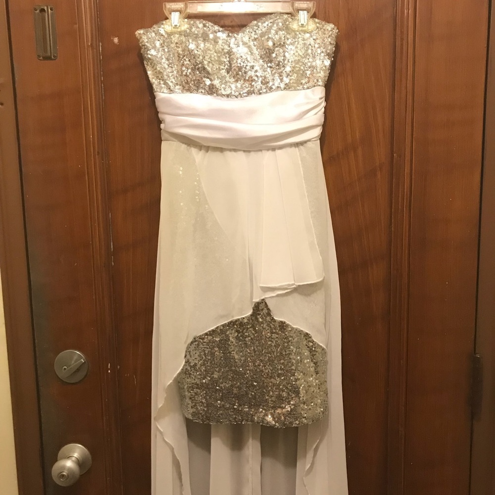 Prom/homecoming dress